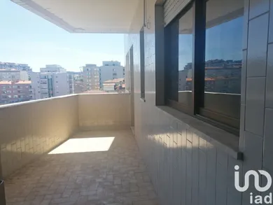 Apartment T3 in Oliveira De Azeméis, Santiago De Riba-Ul, Ul, Macinhata Da Seixa E Madail