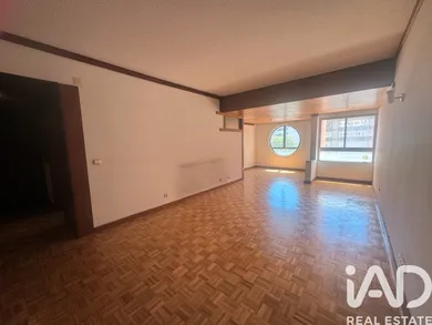 Apartamento T2 em Areeiro