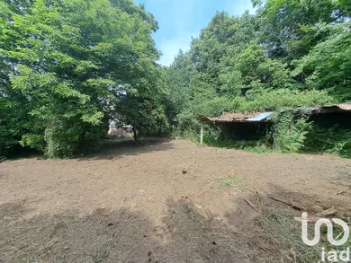 House in Esqueiros, Nevogilde e Travassós