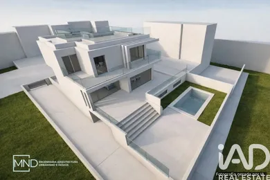 Casa/Moradia em Atouguia da Baleia