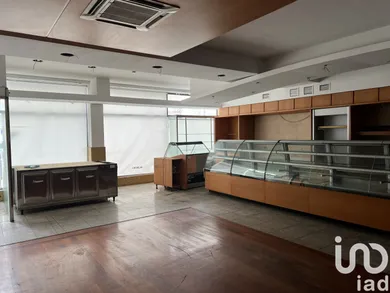 Shop/Premises commercial  in Mafamude e Vilar do Paraíso