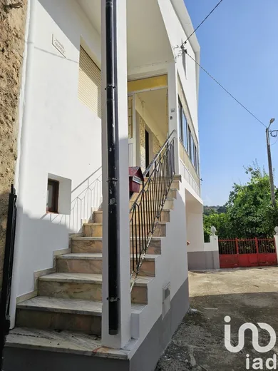 Casa  em Parada e Faílde