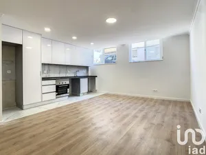 Apartamento T2 em Mina de Água