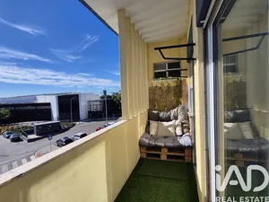 Apartamento T2 em Porto Salvo