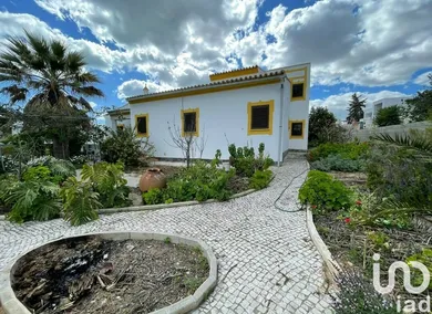 Casa/Moradia  em Albufeira e Olhos de Água