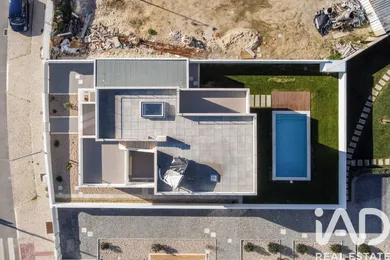 Casa/Moradia  em Tornada e Salir do Porto