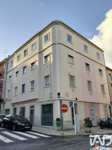 Apartamento T2 em Moscavide e Portela