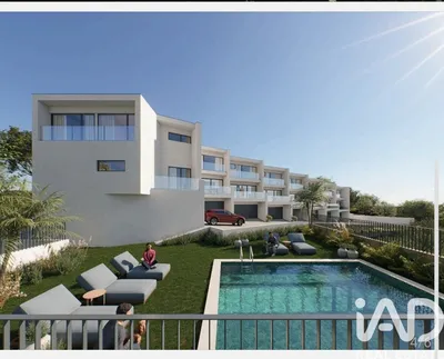Fotografia 8 de Casa/Moradia 4 quartos de 428 m² em Valongo