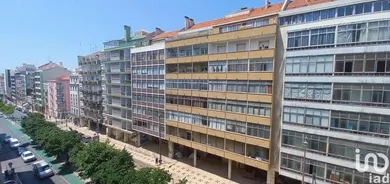 Apartment T4 in Arroios