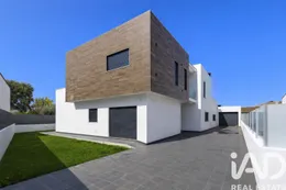 House in Azeitão (São Lourenço e São Simão)