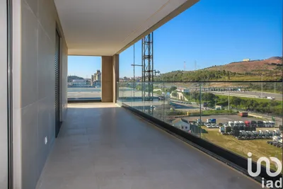 Fotografia 2 de Apartamento 2 quartos de 130 m² em Alverca do Ribatejo e Sobralinho