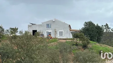 Village house at São Bartolomeu de Messines