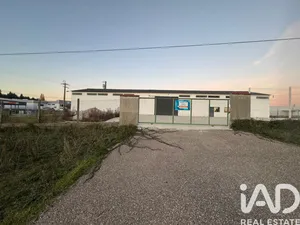 Loja / Estabelecimento Comercial em Madalena e Beselga