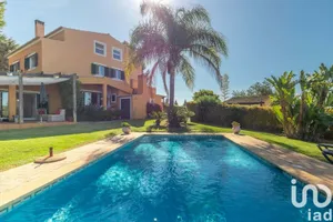 House at Estômbar e Parchal