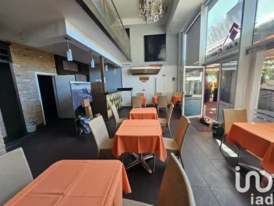 Shop/Premises commercial  in São Martinho