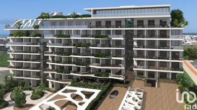 Terrain à Faro (Sé e São Pedro)