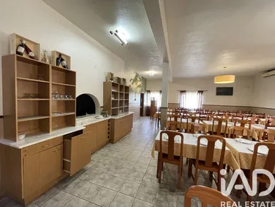 Loja / Estabelecimento Comercial  em Madalena e Beselga