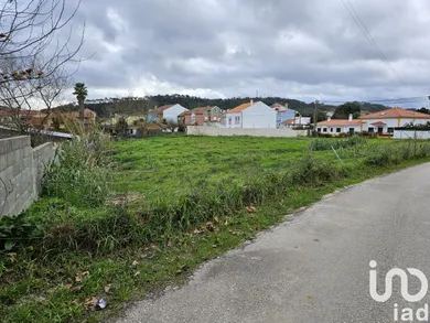 Terreno urbano em Tornada e Salir do Porto