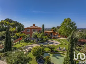 Casa em Loulé (São Sebastião)