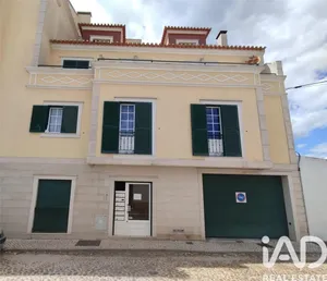 Apartamento T2 em Almeirim
