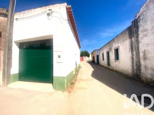 Armazém em Bombarral e Vale Covo