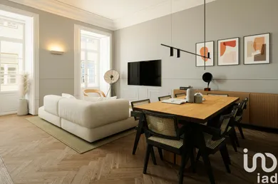 Apartamento T2 em Santa Maria Maior