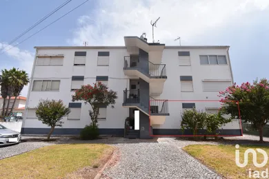 Appartement T2 à São Miguel, Santa Eufémia e Rabaçal