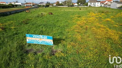 Terreno urbano em Oliveirinha