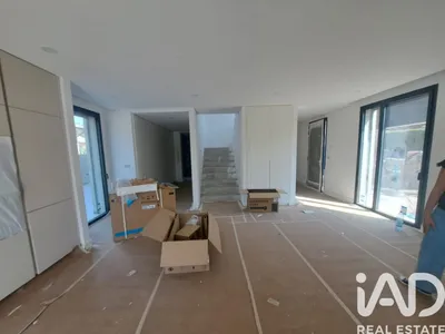 Fotografia 3 de Casa/Moradia 3 quartos de 322 m² em Monte Córdova
