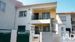 Apartamento T3 em A dos Cunhados e Maceira