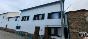 Casa/Moradia em Alvares