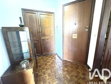 Apartamento T3 em Penha de França