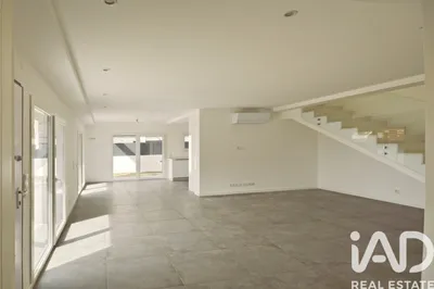 Fotografia 4 de Moradia 3 quartos de 292 m² em Fernão Ferro