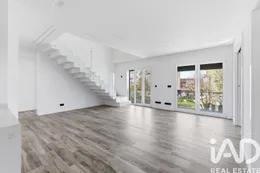 Apartamento T4 em Santa Iria de Azoia, São João da Talha e Bobadela