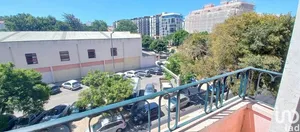 Apartamento T3 em Benfica