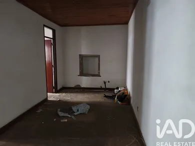 Casa/Moradia  em Tomar (São João Baptista) e Santa Maria dos Olivais
