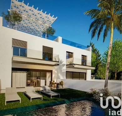 Casa/Moradia em Faro (Sé e São Pedro)