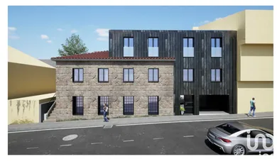 Immeuble  à Penafiel