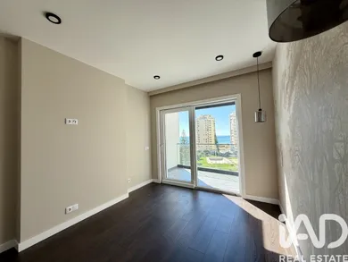 Apartamento T4 em Armação de Pêra