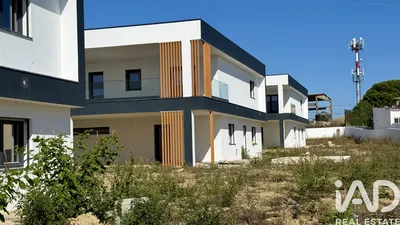 Fotografia 7 de Casa/Moradia 4 quartos de 300 m² em São João das Lampas e Terrugem