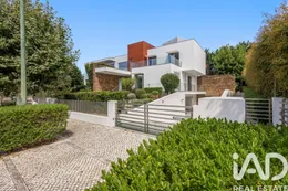 Casa/Moradia  em Sintra (Santa Maria e São Miguel, São Martinho e São Pedro de Penaferrim)
