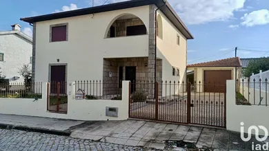 Maison traditionnelle  à Termas de São Vicente