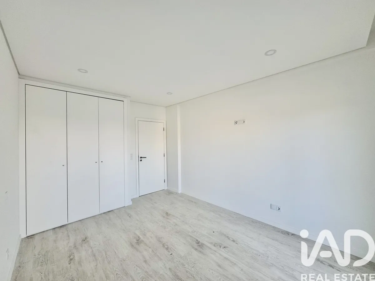 Apartamento de 63 m² em Seixal, Arrentela e Aldeia de Paio Pires
