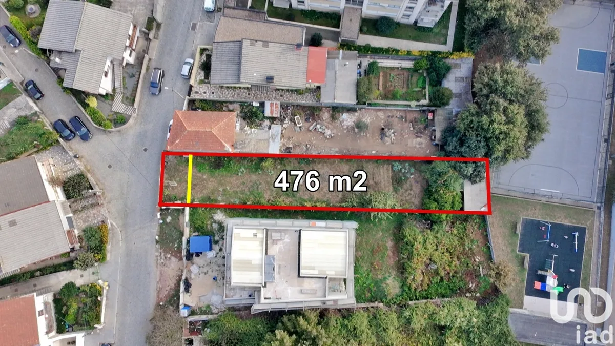 Terreno urbano de 476 m² em Moreira