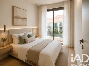 Apartamento T4 em Atouguia da Baleia