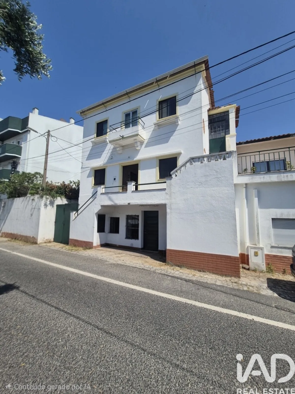 Prédio de 315 m² em Leiria, Pousos, Barreira e Cortes