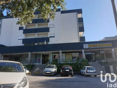 Boutique/Local commercial à Real, Dume E Semelhe