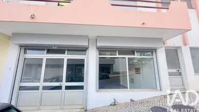 Loja / Estabelecimento Comercial  em Cadaval e Pêro Moniz