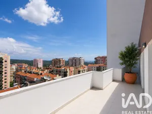 Apartamento T3 em Alfragide