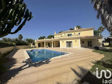 Casa/Moradia em Albufeira e Olhos de Água